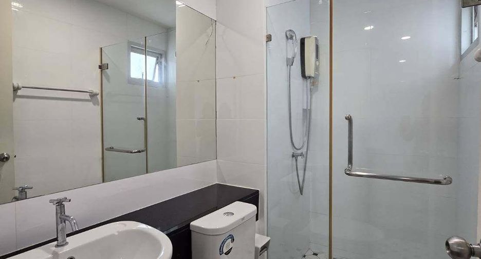 For sale 1 bed condo in Bang Na, Bangkok