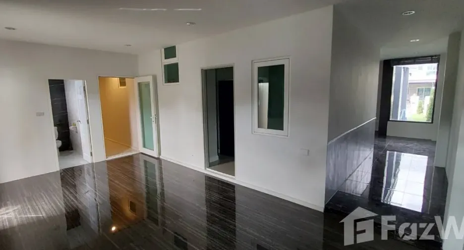 For sale and for rent 4 bedrooms house in Doi Saket, Chiang Mai