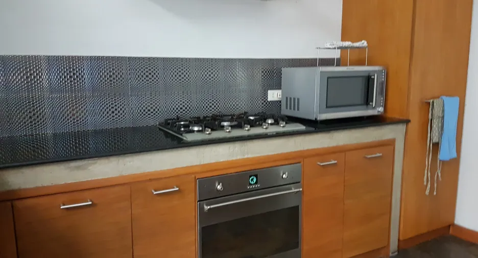 Casa adosada en venta de 4 habitaciones en Watthana, Bangkok