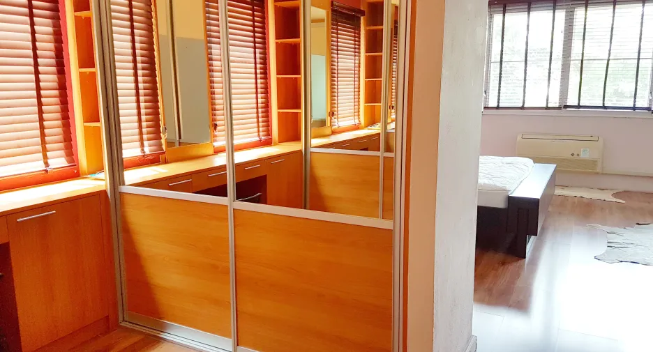 Casa adosada en venta de 4 habitaciones en Watthana, Bangkok