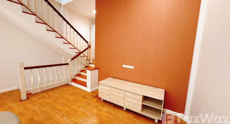 For sale 3 bedrooms townhouse in Prawet, Bangkok