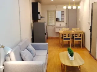 Casa adosada en venta y en alquiler de 3 habitaciones en Mueang Chiang Mai, Chiang Mai