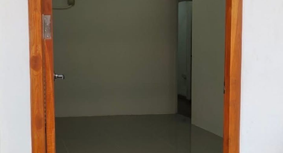 For sale and for rent 3 bedrooms townhouse in Mueang Chiang Mai, Chiang Mai