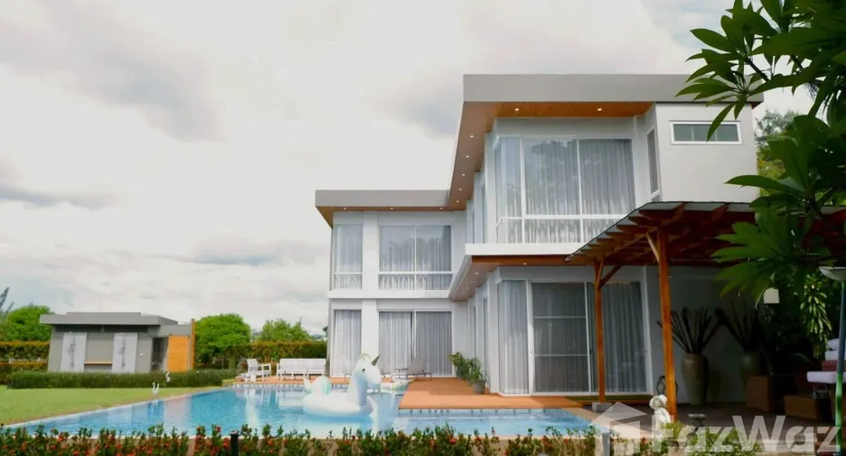 Haus zur Miete mit 4 Zimmer in San Kamphaeng, Chiang Mai