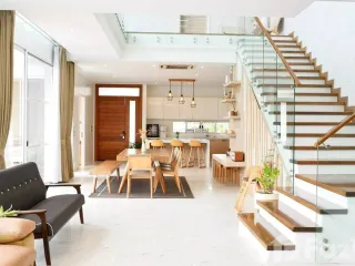 For rent 4 bedrooms house in San Kamphaeng, Chiang Mai
