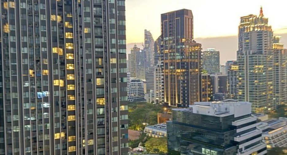 À vendre 3 chambres condo à Watthana, Bangkok