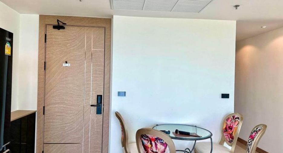 For sale 2 bedrooms condo in Jomtien, Pattaya