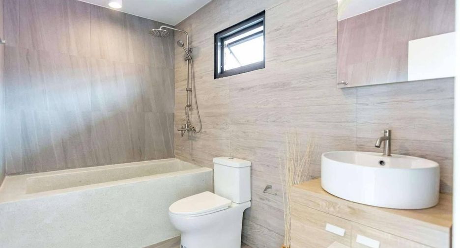 Casa en alquiler de 3 habitaciones en Hang Dong, Chiang Mai