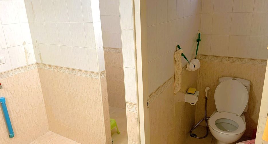 For sale 1 bed condo in Bang Kapi, Bangkok
