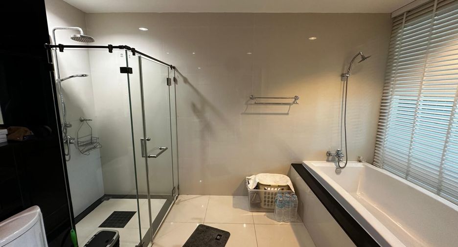 Wohnung zum Kauf mit 1 Zimmer in Pathum Wan, Bangkok