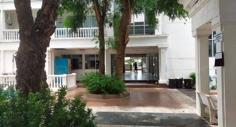 出售 和 出租 公寓 公寓 在 Bang Lamung, Chon Buri