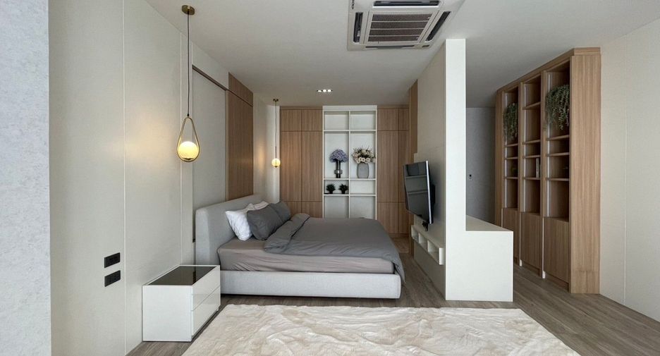 À vendre et à louer 4 chambres maison à San Kamphaeng, Chiang Mai