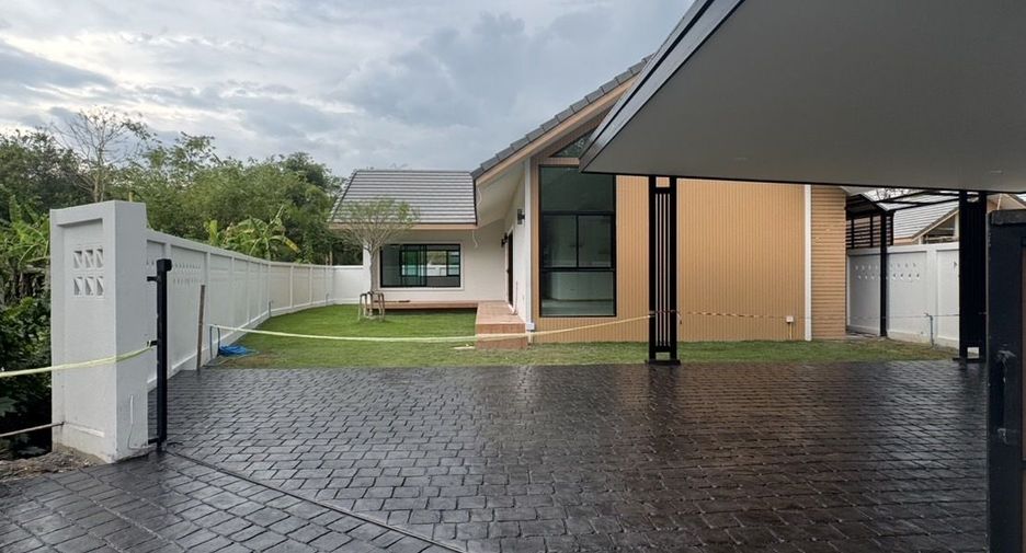 For sale 3 bedrooms house in Doi Saket, Chiang Mai