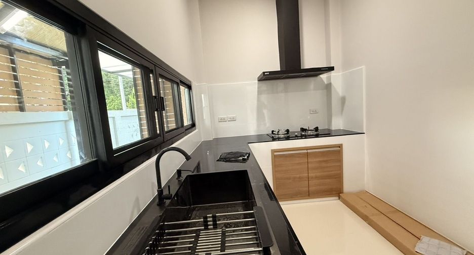 For sale 3 bedrooms house in Doi Saket, Chiang Mai
