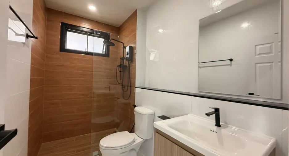 For sale 3 bedrooms house in Doi Saket, Chiang Mai