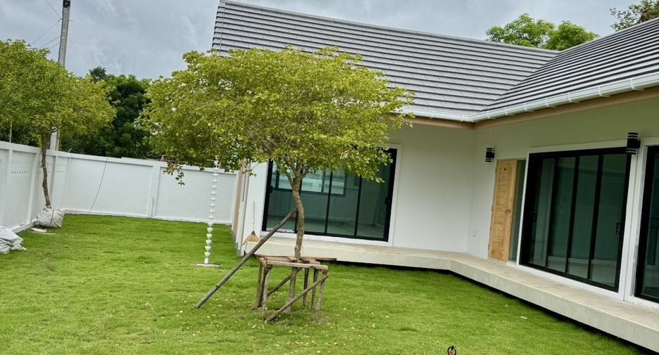 For sale 3 bedrooms house in Doi Saket, Chiang Mai