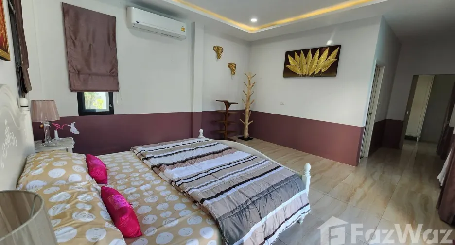 For rent 3 bedrooms house in Saraphi, Chiang Mai