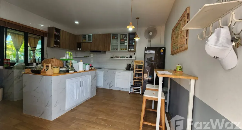 For rent 3 bedrooms house in Saraphi, Chiang Mai