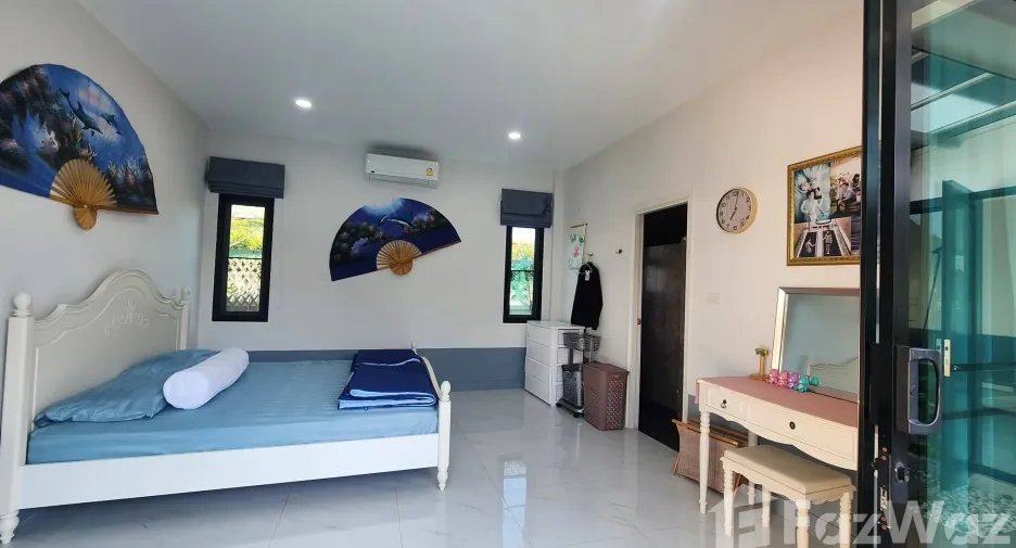 For rent 3 bedrooms house in Saraphi, Chiang Mai