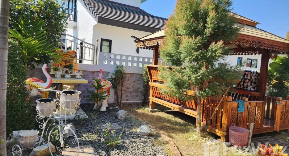 For rent 3 bedrooms house in Saraphi, Chiang Mai