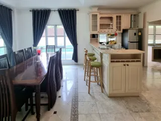 For sale and for rent 7 bedrooms house in Hang Dong, Chiang Mai