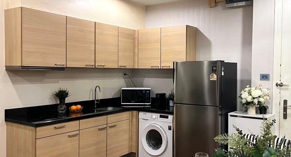 Wohnung zum Kauf mit 1 Zimmer in Pathum Wan, Bangkok