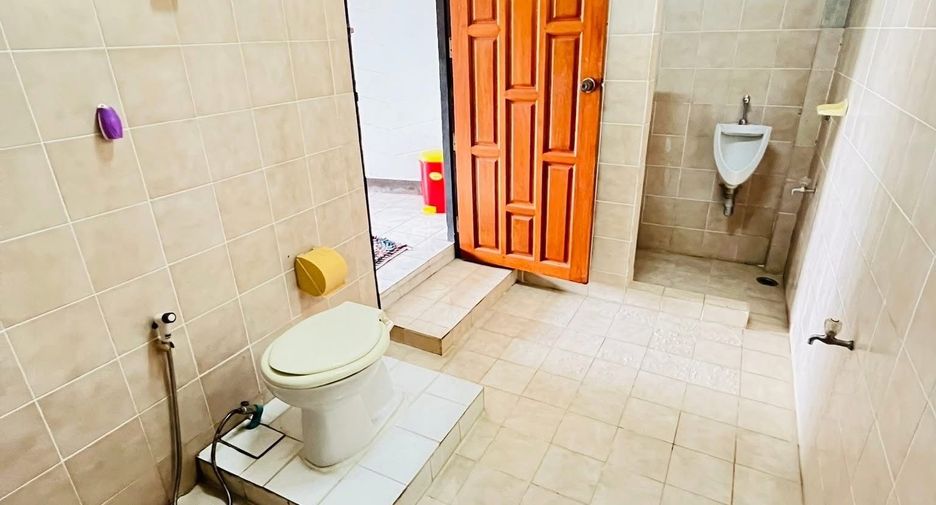 For rent 4 bedrooms house in Doi Saket, Chiang Mai
