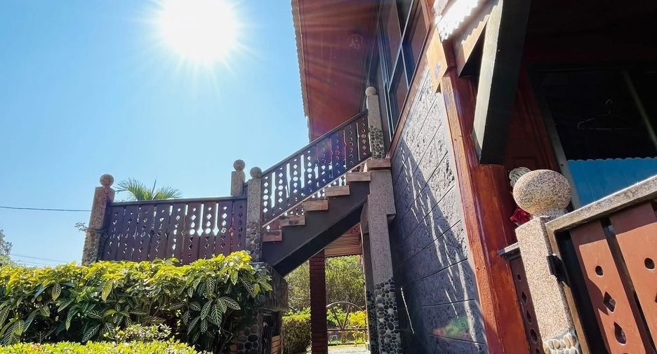 For rent 4 bedrooms house in Doi Saket, Chiang Mai