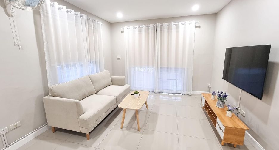 For rent 3 bedrooms house in Saraphi, Chiang Mai