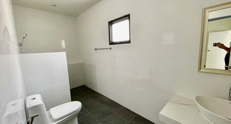 Haus zum Kauf mit 4 Zimmer in San Sai, Chiang Mai