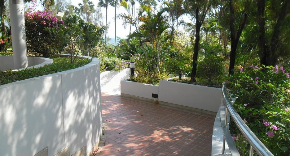 For sale and for rent studio condo in Bang Lamung, Chonburi