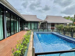 For Rent 6 Bedroom Villa In Mueang Chiang Mai