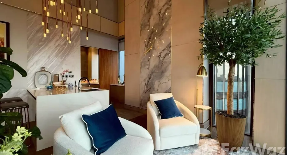 Condo en venta y en alquiler de 4 habitaciones en Watthana, Bangkok