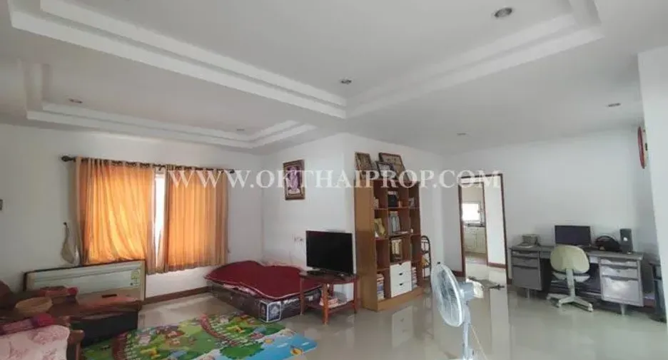 For sale 3 bedrooms house in Lat Krabang, Bangkok