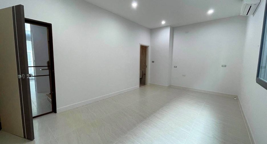 Casa en venta de 3 habitaciones en Suan Luang, Bangkok