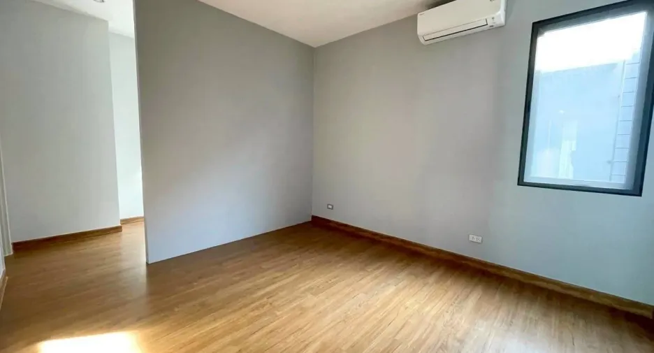 Casa en venta de 3 habitaciones en Suan Luang, Bangkok