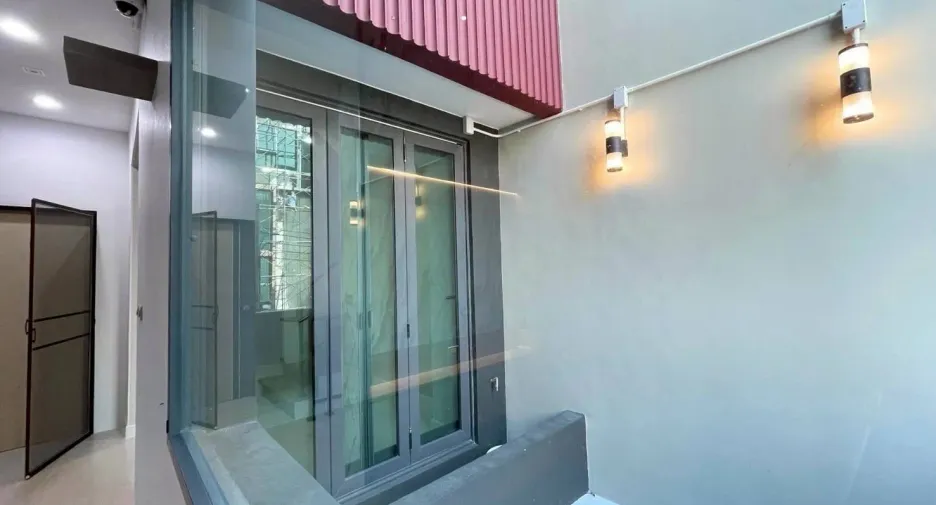 Casa en venta de 3 habitaciones en Suan Luang, Bangkok