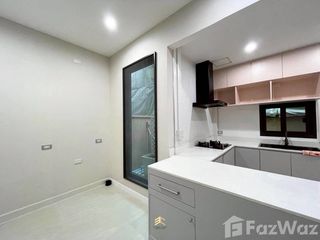 For sale 3 bedrooms house in Suan Luang, Bangkok
