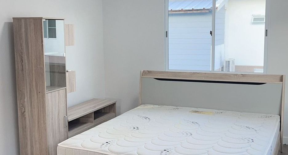 Casa en venta de 3 habitaciones en San Kamphaeng, Chiang Mai