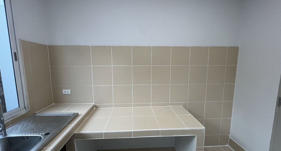 Casa en venta de 3 habitaciones en San Kamphaeng, Chiang Mai