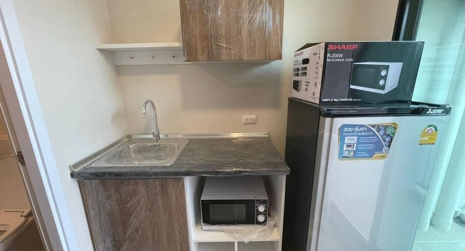 For rent studio condo in Mueang Samut Prakan, Samut Prakan