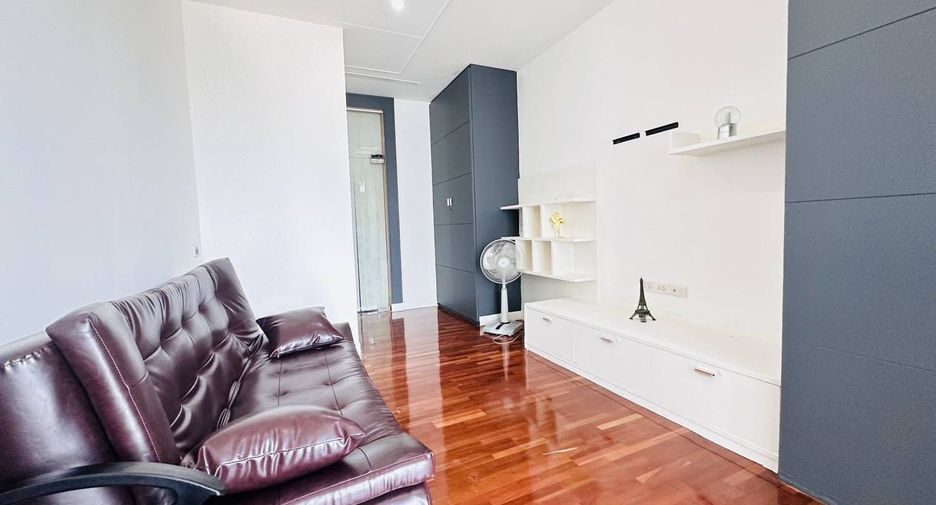 For sale and for rent 3 bedrooms condo in Sathon, Bangkok