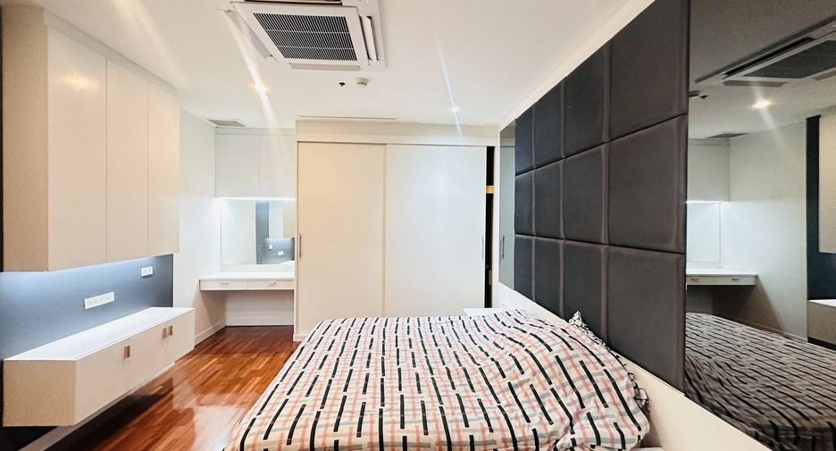 For sale and for rent 3 bedrooms condo in Sathon, Bangkok