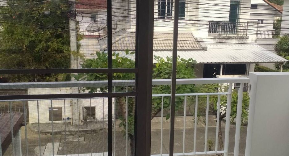 For rent 3 bedrooms house in Mueang Chiang Mai, Chiang Mai