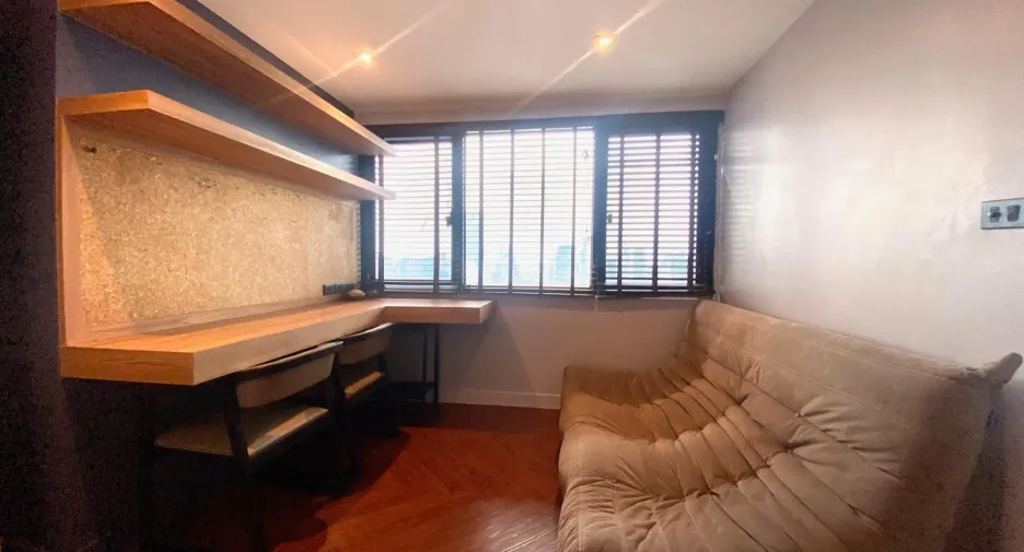 For sale and for rent 2 bedrooms condo in Watthana, Bangkok
