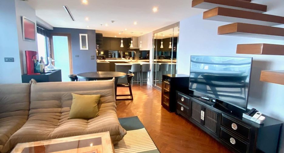 For sale and for rent 2 bedrooms condo in Watthana, Bangkok