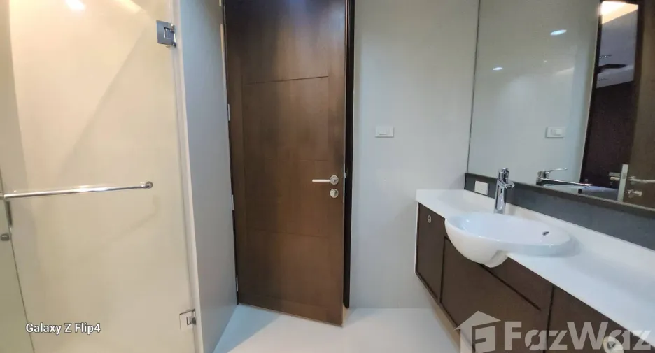 For sale and for rent 2 bedrooms condo in Bang Rak, Bangkok