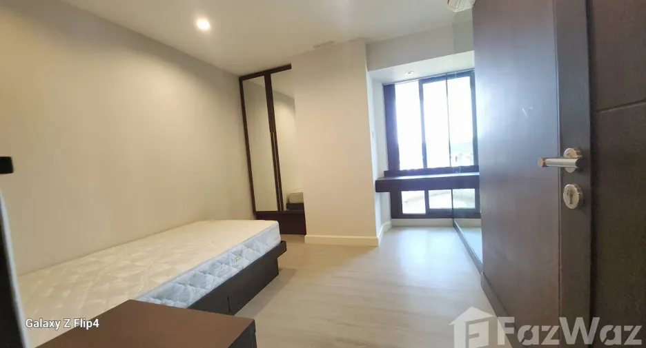 For sale and for rent 2 bedrooms condo in Bang Rak, Bangkok
