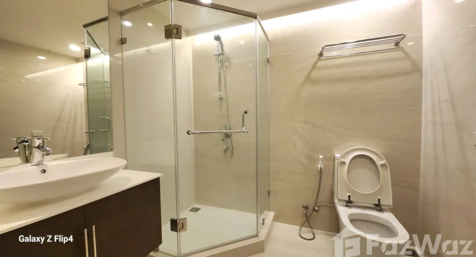 For sale and for rent 2 bedrooms condo in Bang Rak, Bangkok