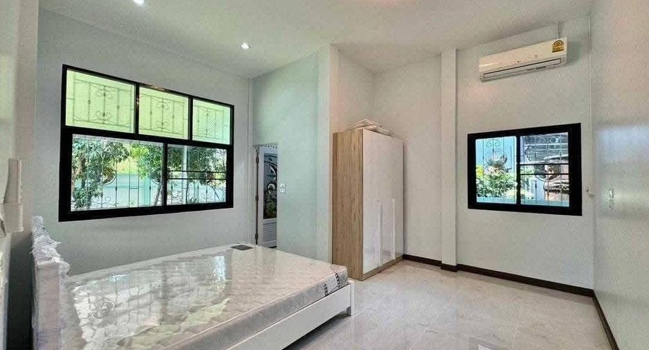 For sale and for rent 3 bedrooms house in San Sai, Chiang Mai
